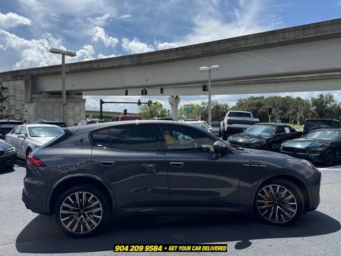 Used 2023 Maserati Grecale Modena AWD/4WD image 9