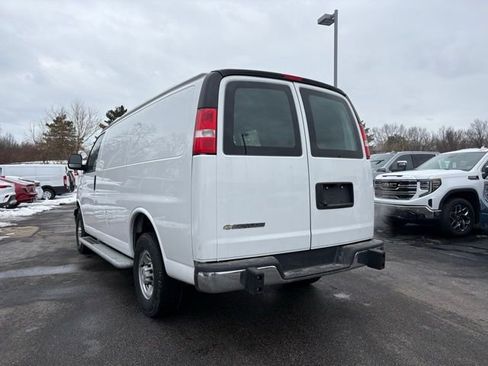 Used 2024 Chevrolet Express 2500 w/ Driver Convenience Package image 3