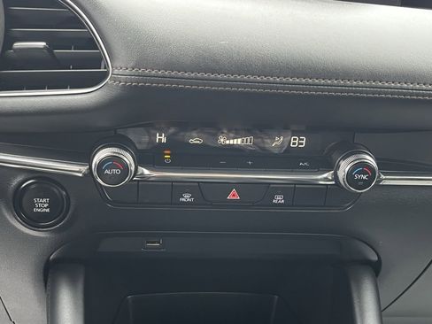 Used 2019 MAZDA MAZDA3 Sedan image 9