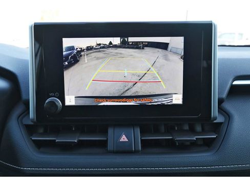 Used 2025 Toyota RAV4 XLE image 23