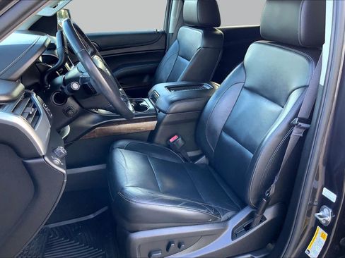 Used 2017 Chevrolet Tahoe LT RWD image 8