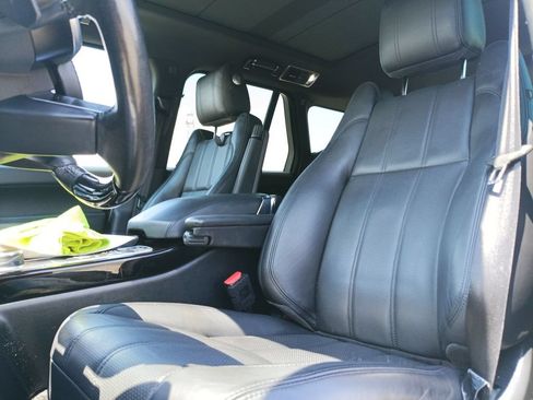 Used 2017 Land Rover Range Rover HSE AWD/4WD image 13