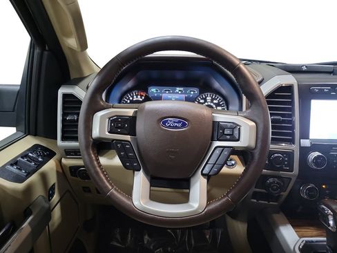 Used 2020 Ford F150 Lariat w/ Equipment Group 502A Luxury AWD/4WD image 24