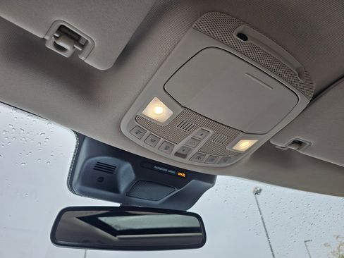 Used 2023 Ford Expedition Max Limited image 28