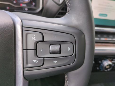 Used 2025 GMC Sierra 1500 Elevation image 26