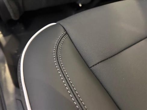 New 2026 Buick Enclave Preferred w/ Power Package FWD image 21