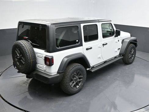New 2026 Jeep Wrangler Sport S image 42