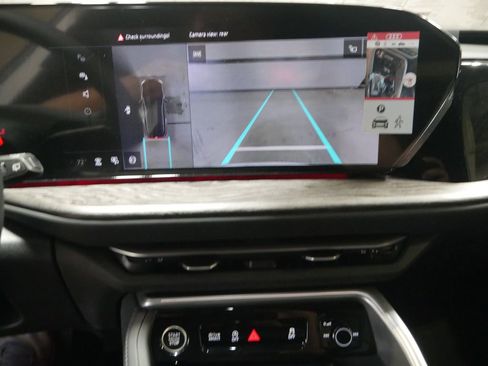 New 2025 Audi Q5 Premium Plus image 37