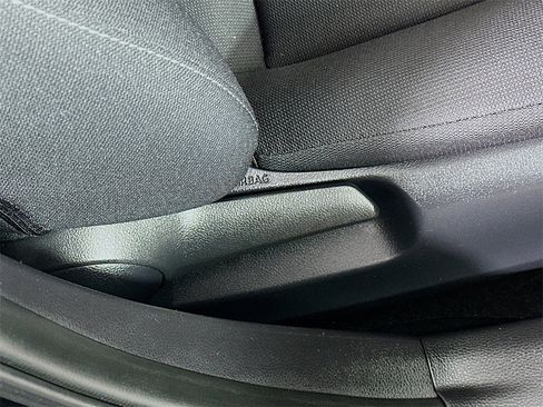 Used 2024 Toyota Corolla LE image 21