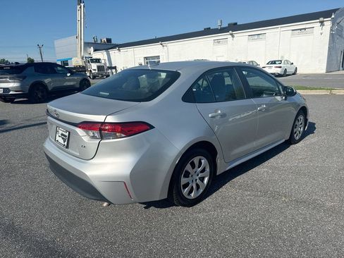 Used 2024 Toyota Corolla LE FWD image 6