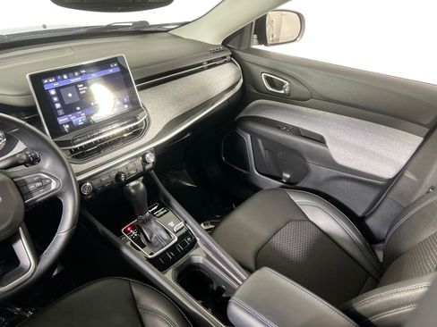 Used 2022 Jeep Compass Latitude w/ Convenience Group image 21