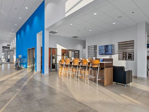 Used 2011 Ford Edge SE w/ 101A Rapid Spec Order Code image 16