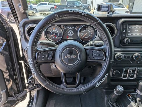 Used 2019 Jeep Wrangler Unlimited Sport S AWD/4WD image 31