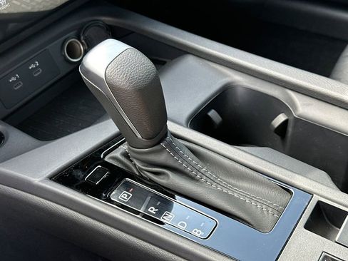 Used 2026 Nissan Sentra SV w/ Floor Mat Package image 30