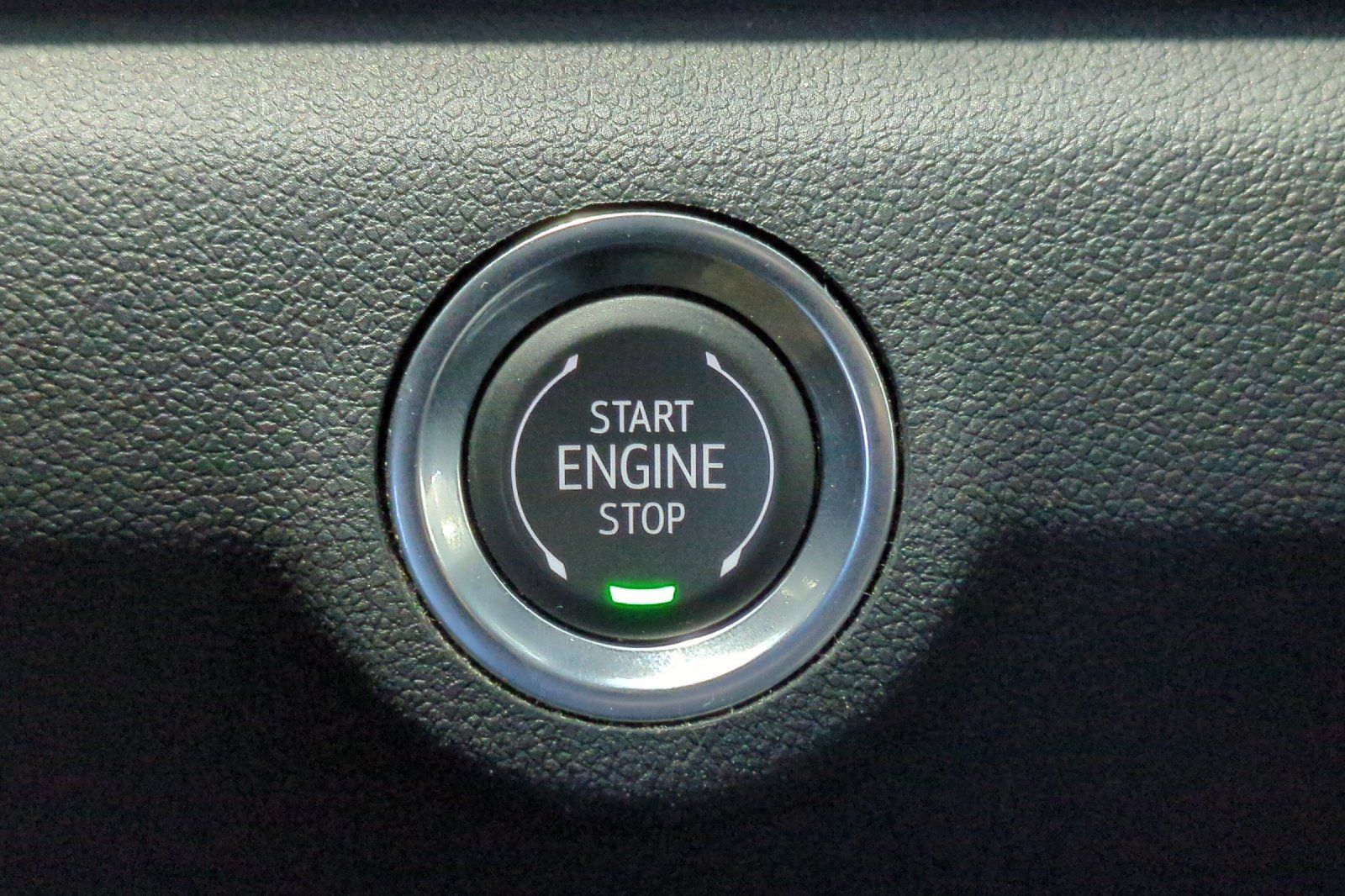 Used 2025 GMC Terrain Elevation AWD/4WD image 33