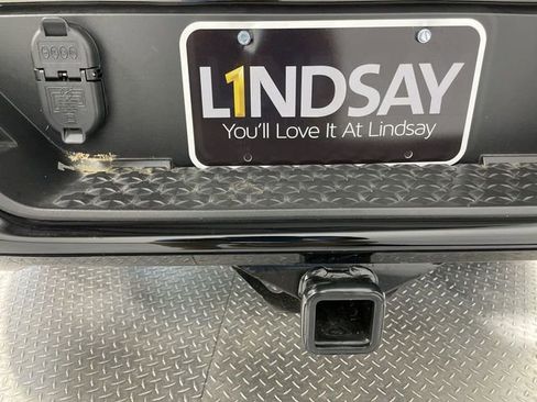 Used 2023 Chevrolet Colorado Z71 w/ Z71 Convenience Package 2 image 41