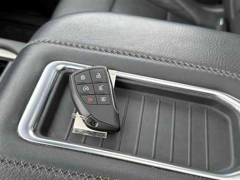 Used 2021 GMC Yukon Denali image 33