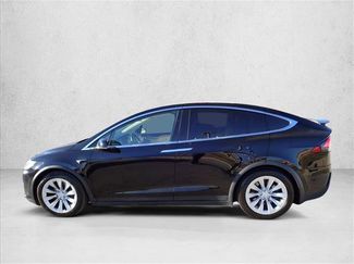 Used 2018 Tesla Model X 75D video 2