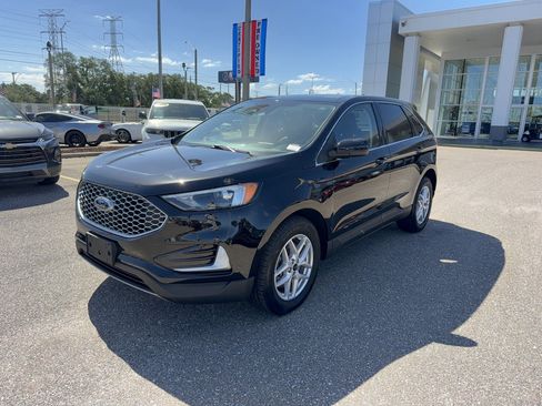 Certified 2023 Ford Edge SEL AWD/4WD image 2