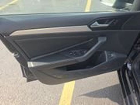 Used 2023 Volkswagen Jetta S FWD image 9