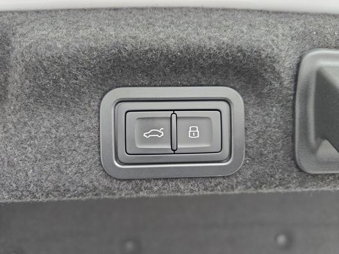 New 2026 Audi A6 Premium Plus image 13