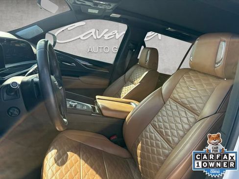 Used 2022 Cadillac Escalade Sport w/ Touring Package RWD image 19