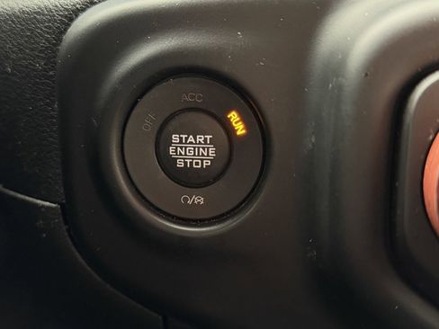 Used 2021 Jeep Gladiator Mojave image 17