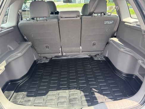 Used 2011 Honda CR-V LX image 24
