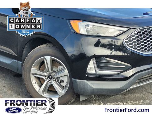 Used 2024 Ford Edge SEL w/ Convenience Package image 4
