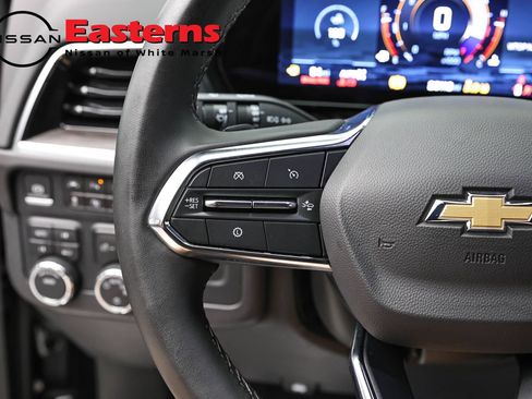 Used 2025 Chevrolet Tahoe LT AWD/4WD image 15