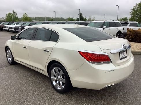 Used 2013 Buick LaCrosse Premium w/ Entertainment Package FWD image 7