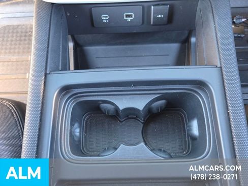 Used 2022 Land Rover Defender 90 X-Dynamic S image 20