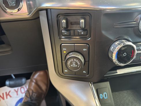 Used 2024 Ford F150 Lariat w/ FX4 Off-Road Package image 35