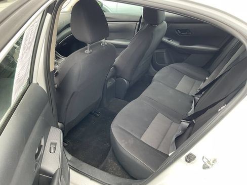 Used 2024 Nissan Sentra SV FWD image 8