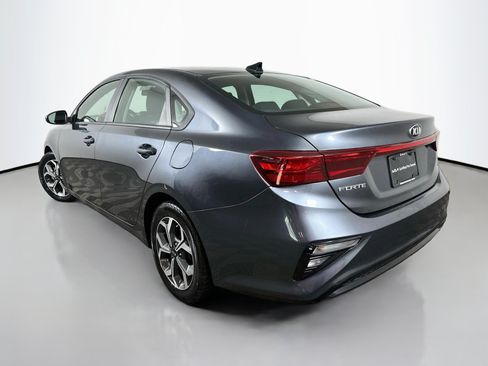 Used 2020 Kia Forte LXS FWD image 5