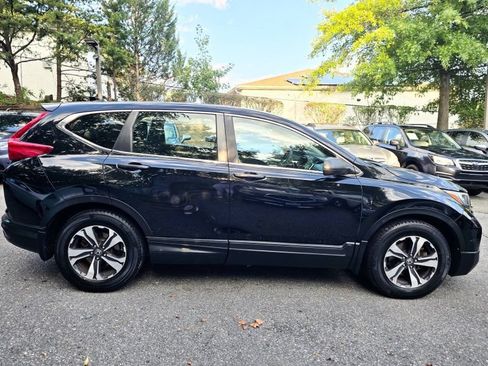 Used 2017 Honda CR-V LX image 8