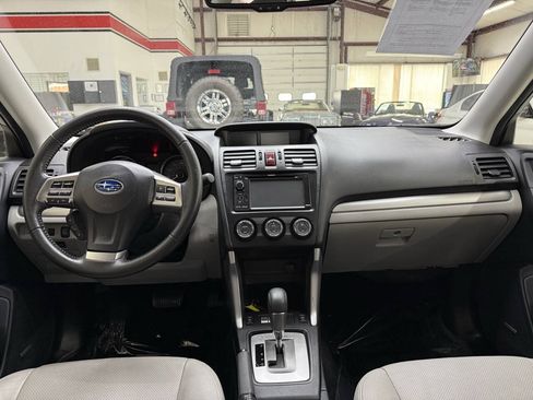 Used 2015 Subaru Forester 2.5i Limited AWD/4WD image 20