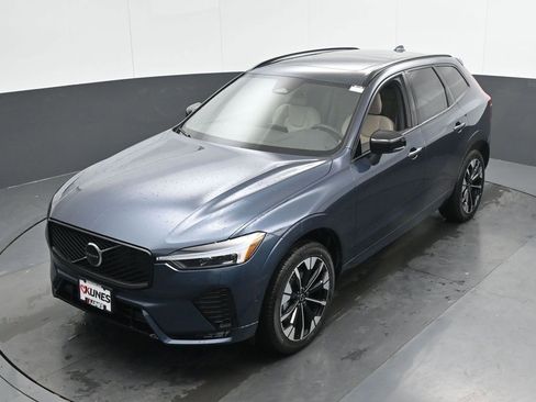 New 2026 Volvo XC60 B5 Plus w/ Protection Package Premier image 34