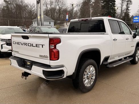 Used 2023 Chevrolet Silverado 2500 High Country w/ Technology Package image 6