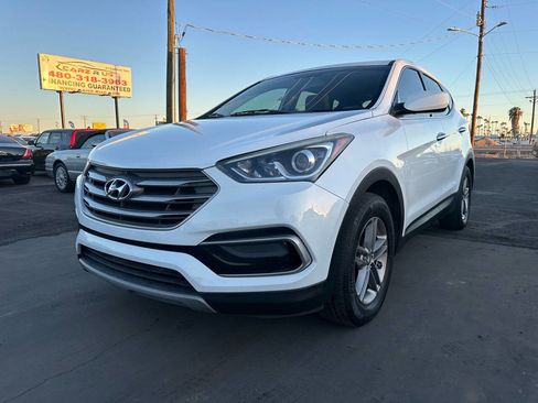 Used 2017 Hyundai Santa Fe Sport image 2