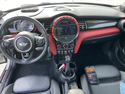 Used 2015 MINI Cooper S image 15