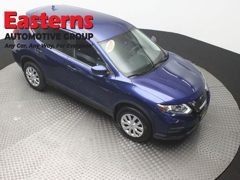 Used 2019 Nissan Rogue S AWD/4WD image 3