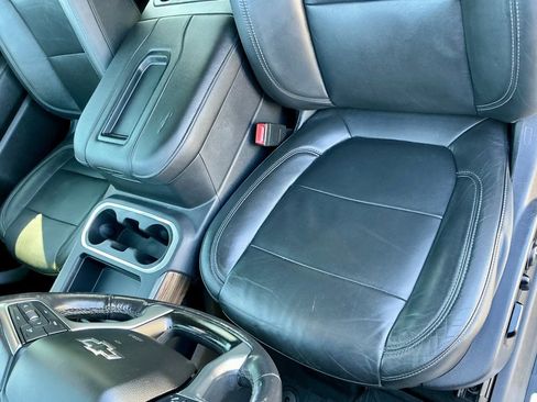 Used 2019 Chevrolet Silverado 1500 LT Trail Boss image 41