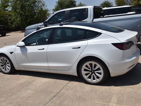 Used 2021 Tesla Model 3 Long Range AWD/4WD image 8