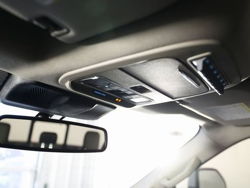 Used 2025 Ford F450 Platinum w/ Platinum Plus Package image 32