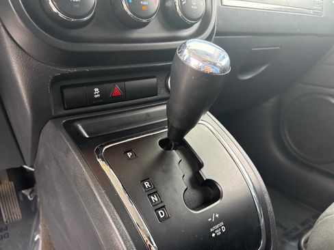 Used 2016 Jeep Patriot Sport image 17