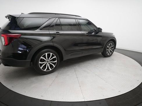 Used 2020 Ford Explorer ST w/ Premium Technology Package image 38