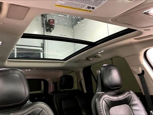 Used 2020 Lincoln Aviator Reserve w/ Equipment Group 201A image 29