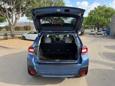 Used 2018 Subaru Crosstrek 2.0i Premium AWD/4WD image 11