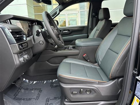 New 2026 GMC Yukon XL AT4 image 20